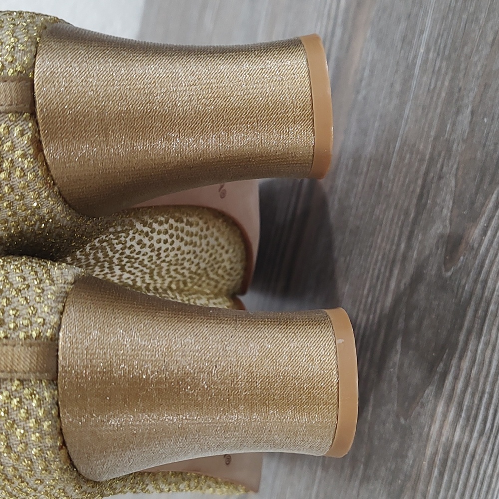 Like New NINA Sparkly Gold Pumps Shoes Heels Leather Soles 7.5 - Picture 8 of 13